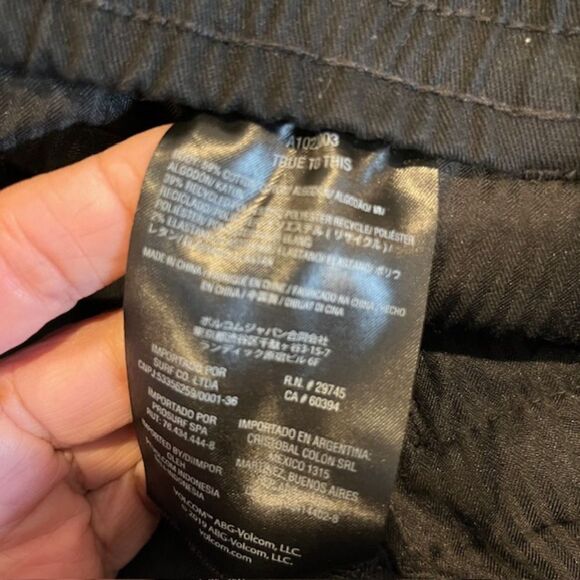 Volcom Men's Frickin Elastic Waist Shorts Drawstring Black XXL - Picture 9 of 11